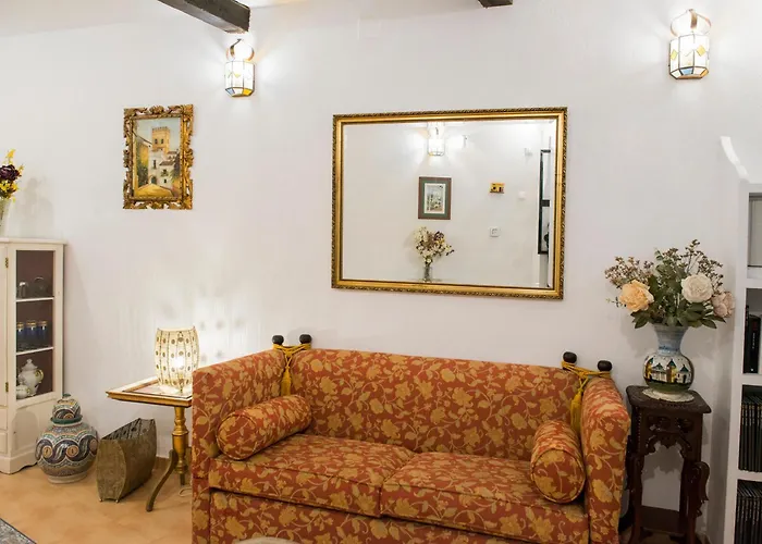 La Casa De Las Flores